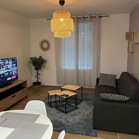 Le 102 De La Gare: Appartement Neuf Et Climatise Châlons-en-Champagne Buitenkant foto